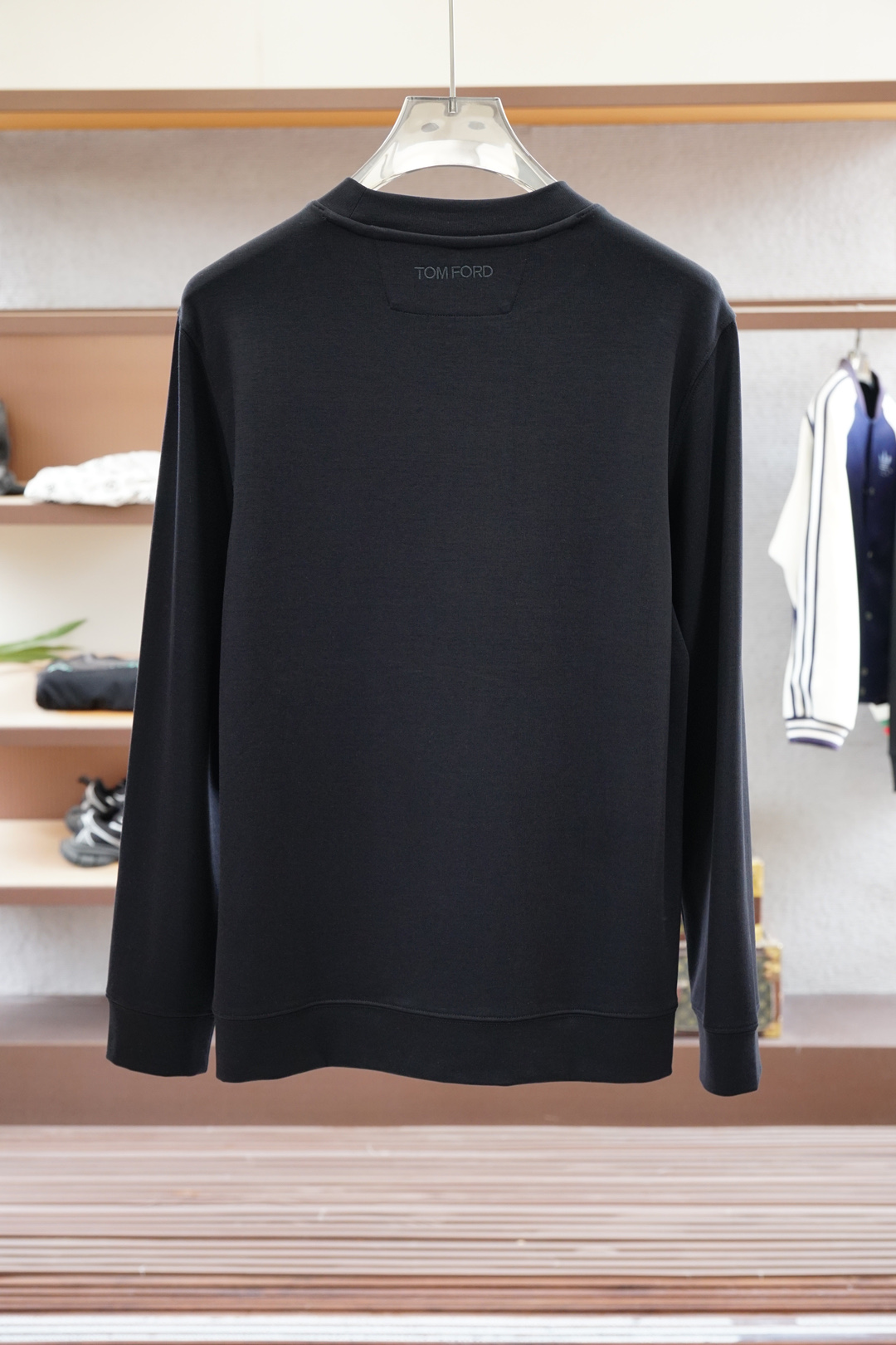 TF/高级成衣 2025秋冬打底系列！熟男 轻熟男 最爱款式 最经典净色通勤百搭帅气的圆领短袖打底衫 一