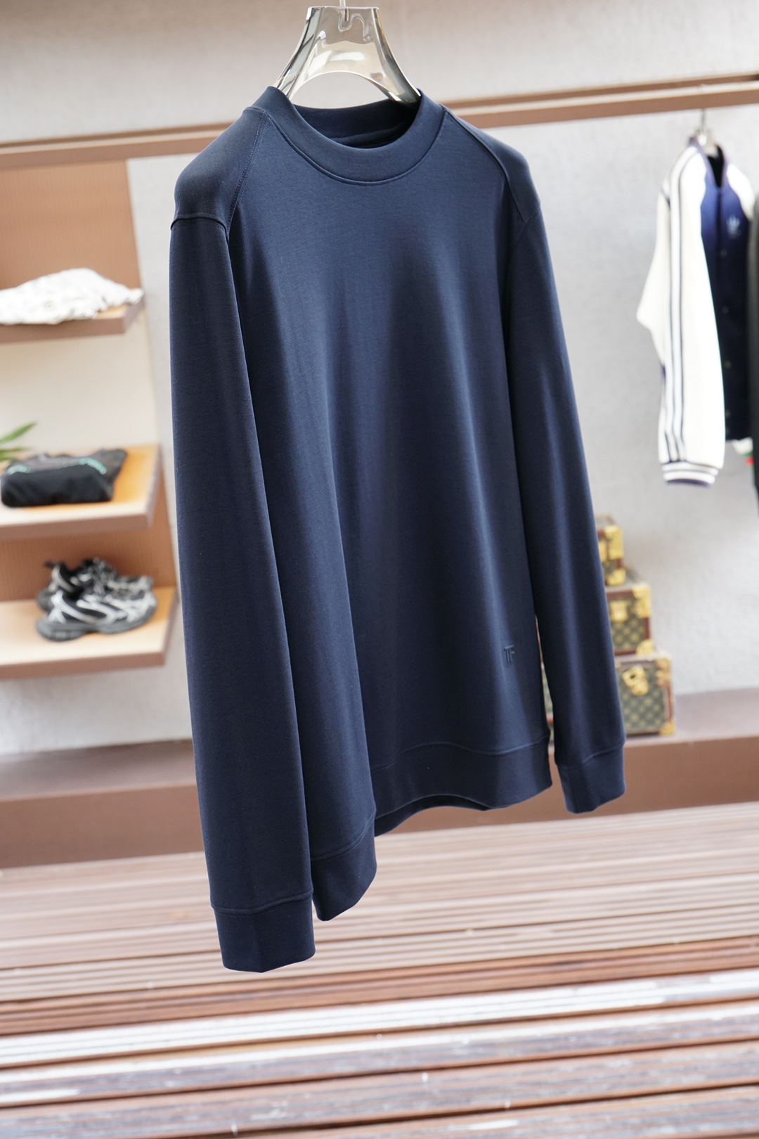 TF/高级成衣 2025秋冬打底系列！熟男 轻熟男 最爱款式 最经典净色通勤百搭帅气的圆领短袖打底衫 一