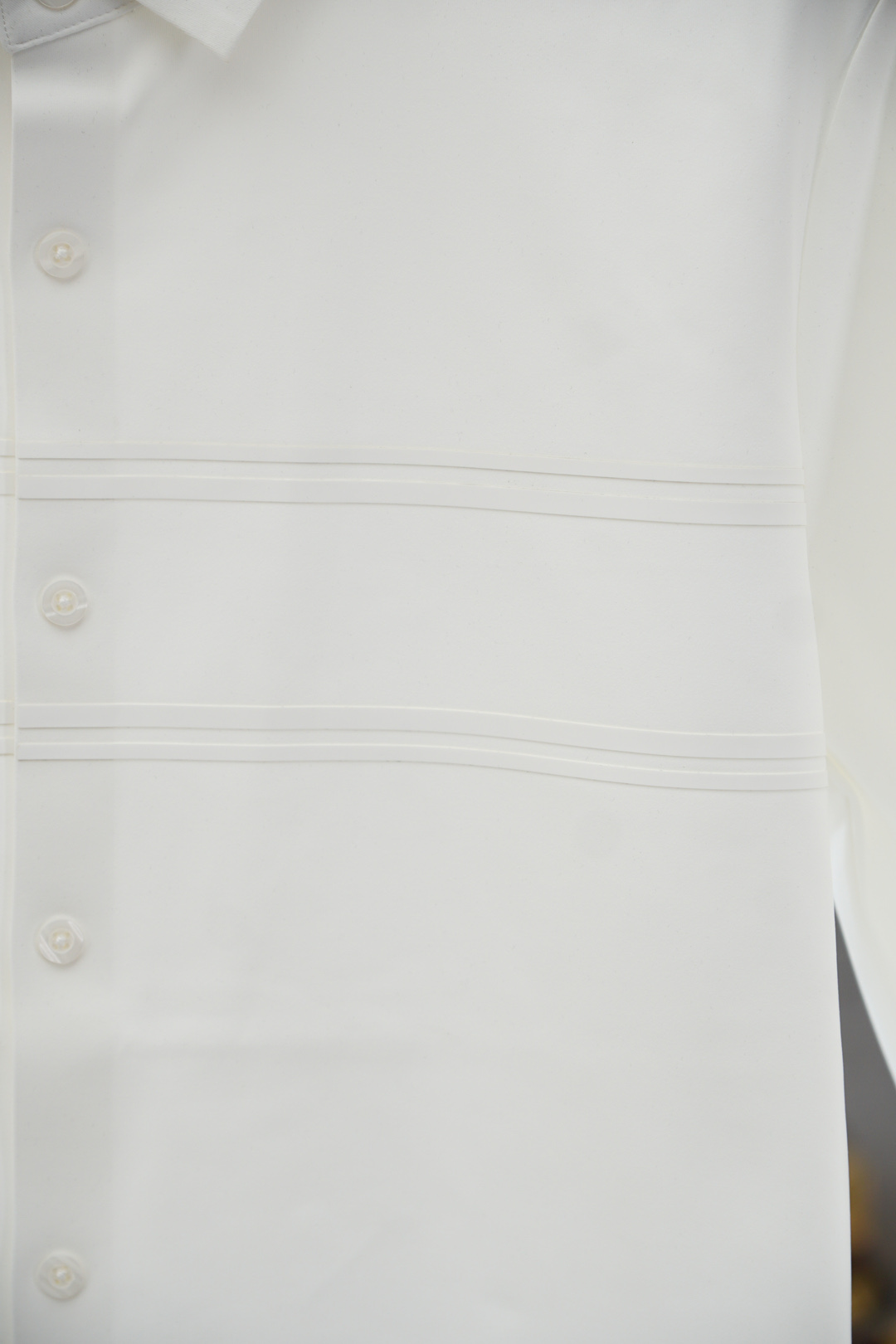 杰尼亚-2025新品 专柜在售 时尚高端男装衬衣，纯白色设计干净利落整洁，董事长精英必备系列，舒适松弛又