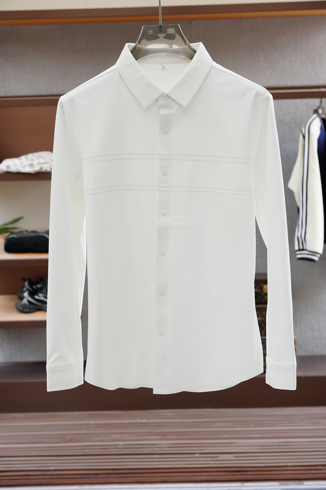 杰尼亚-2025新品 专柜在售 时尚高端男装衬衣，纯白色设计干净利落整洁，董事长精英必备系列，舒适松弛又