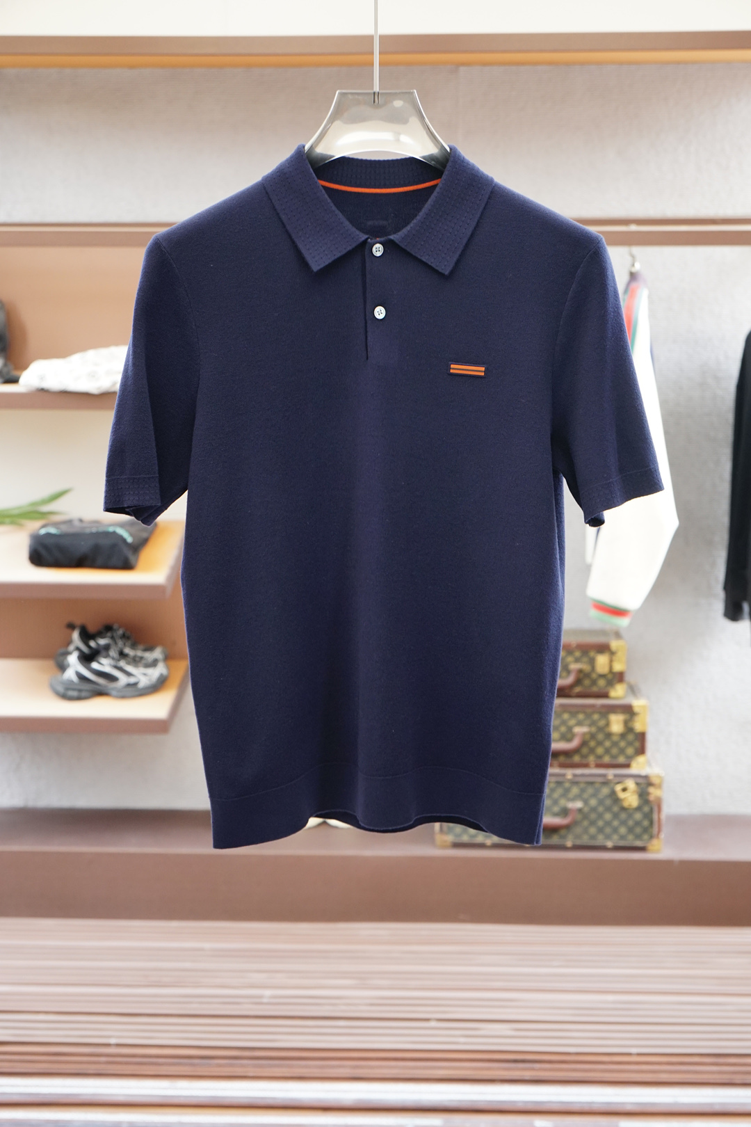 NO:538056,Zenia-2025ss autumn and winter counters are equipped with the same style as the new short-sleeved Tensile acetate wool knitted fabric, integrated kick knitted, a must-have item for high-end people, those who know the goods come and compare the counter. Code number M-3xL, zegna, T-shirt, alexander wang19860909杰尼亚-2025ss秋冬专柜同款同步上新短袖醋酸天丝羊毛针织面料 一体起脚针织 高端人士必备单品,懂货的来欢迎对比专柜 .码数M-3xL,,zegna,T-shirt,alexander wang,Men's clothing