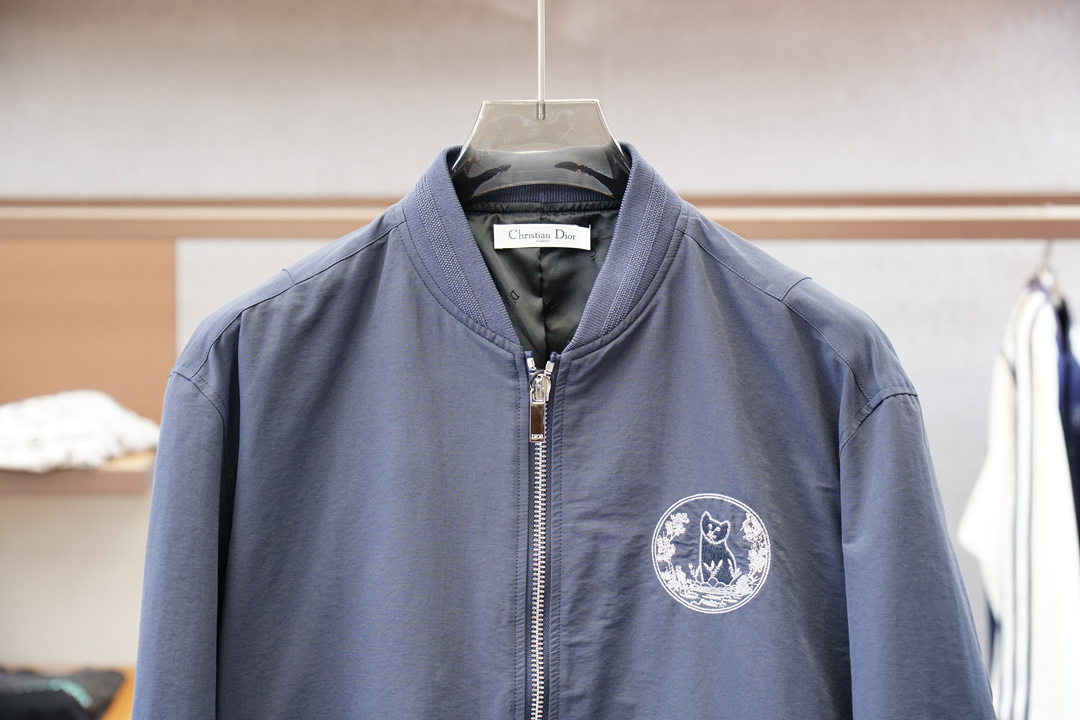 Dior 迪奥/2025开纯新款男士棒球领夹克外套，高定专柜面料 透气舒适度高，细节无可挑剔，品牌元素设