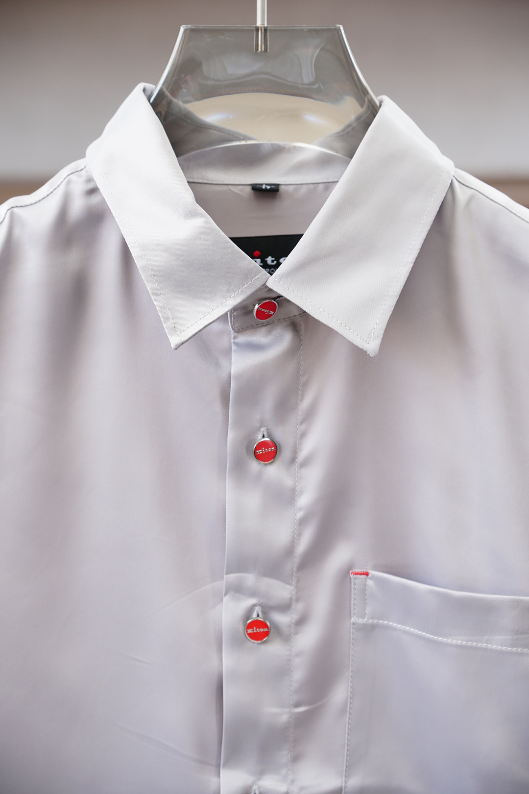 Kiton-奇顿/2025新款真丝府绸长袖衬衫，专柜同步在售 定制面料，亲肤舒适，满身经典提花logo图