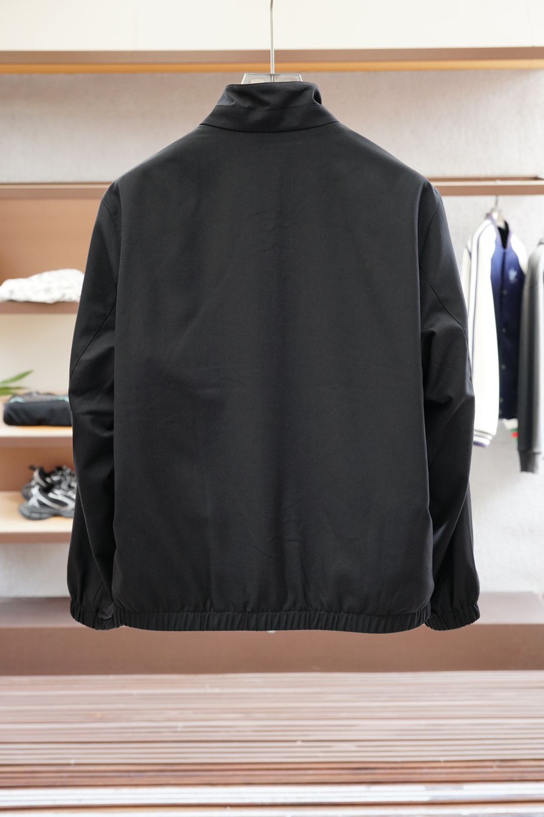 Kiton-奇顿2025秋季双面夹克外套！今年的专柜新品，男士超软面料帅酷爆款 外套。时尚都市百搭款，今