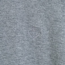 lP🆕/2025秋冬新款Polo领毛衣🌽对版特定混纺毛料材质,之片采用双面针织工艺;这种工艺使得毛衣内外 lP🆕/2025秋冬新款Polo领毛衣🌽对版特定混纺毛料材质,之片采用双面针织工艺;这种工艺使得毛衣内外