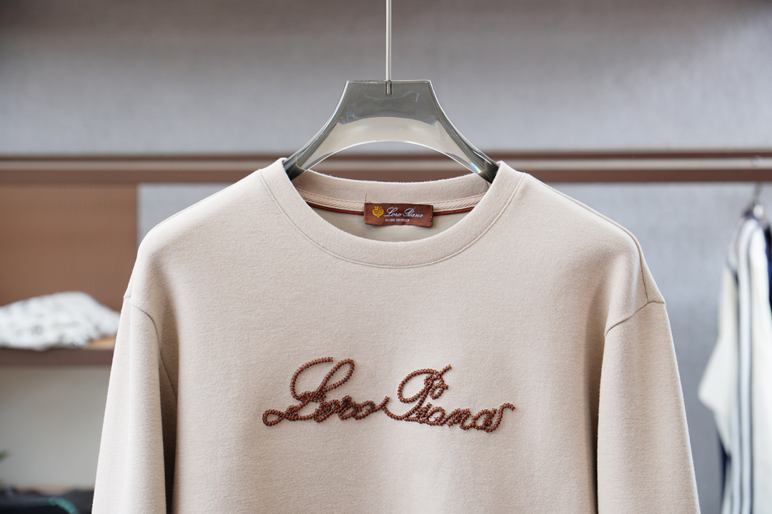 lP🆕-2025早秋 新款卫衣，高品质，顶级版本贸易公司渠道订单，海外精品独家限定发售，经典即永恒，入手