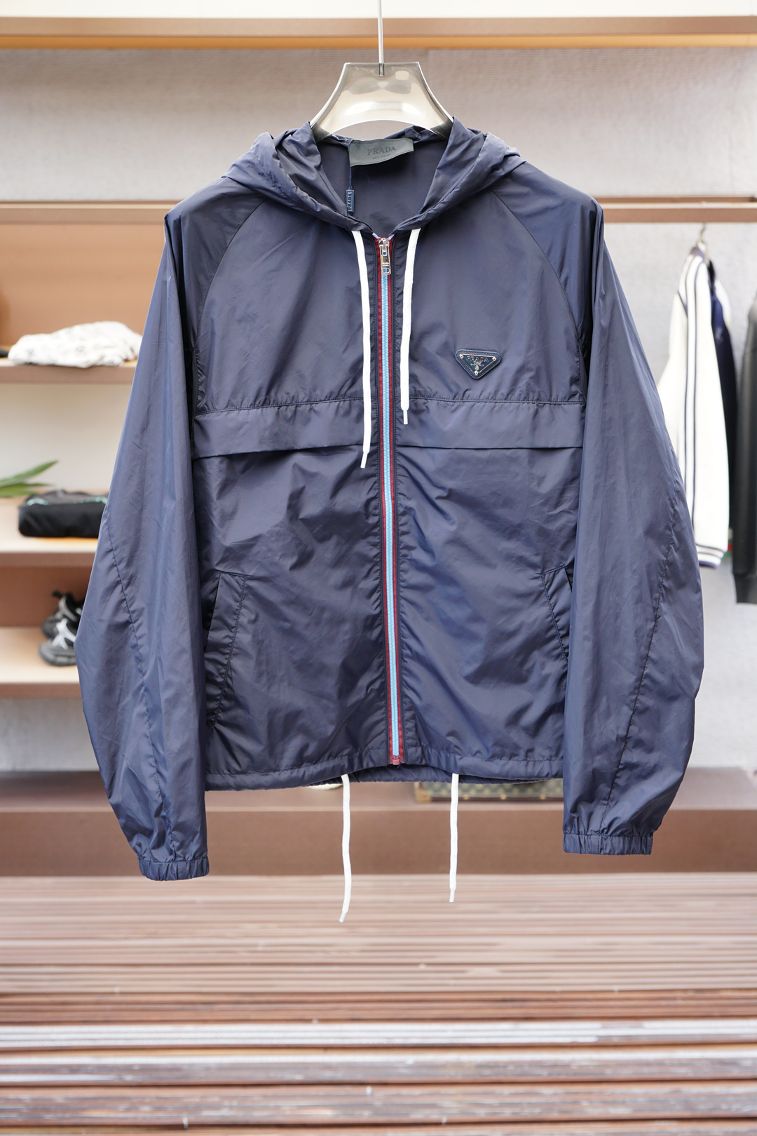 NO:520725,PRADA 25FW new shirt jacket original version purchased and developed, and compare any version on the market at will!  Size46/48/50/52/54,,prada,prada,jackets & coats,shirts,alexander wang19860909普拉达-PRADA 25FW 新款衬衫外套 原版购入开发,随意对比市面任意版本！ Size46/48/50/52/54,,prada,prada,jackets & coats,shirts,alexander wang,Men's clothing