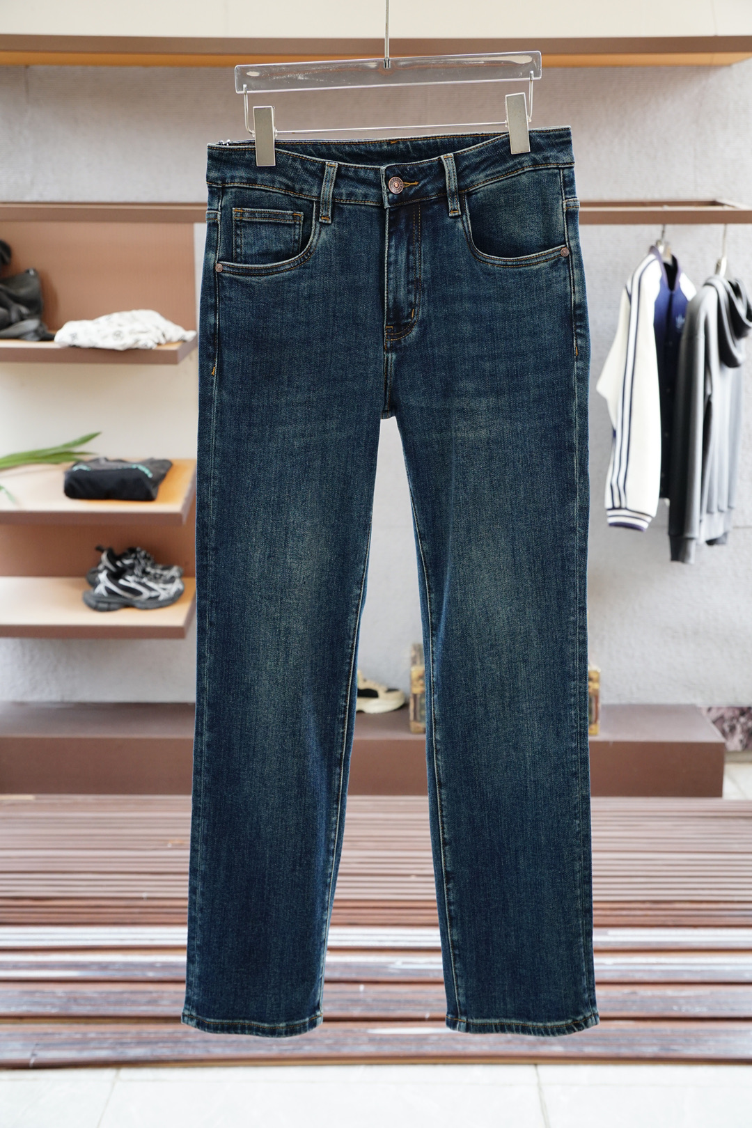 NO:520754,Polo/New style is coming early autumn new style casual pants jeans, high-end custom series. Imported high-density pure cotton Gaza washing process is comfortable, soft and skin-friendly, straight and not easy to wrinkle, simple and clear, super versatile, fashionable and versatile, straight and stylish, a must-have for the wardrobe!  Suitable for any occasion to wear 30-38 pick up the next day, jeans, alexander wang19860909Polo/新款来袭早秋新款新款休闲裤牛仔裤,高端定制系列.进口高密度纯棉加沙洗工艺舒适柔软亲肤,笔挺不易起皱,简单明了,超级百搭上身效果超级棒时尚百搭,笔挺有型,衣橱必备！适合任何场合穿着 30-38隔天取货无,,jeans,alexander wang,Men's clothing