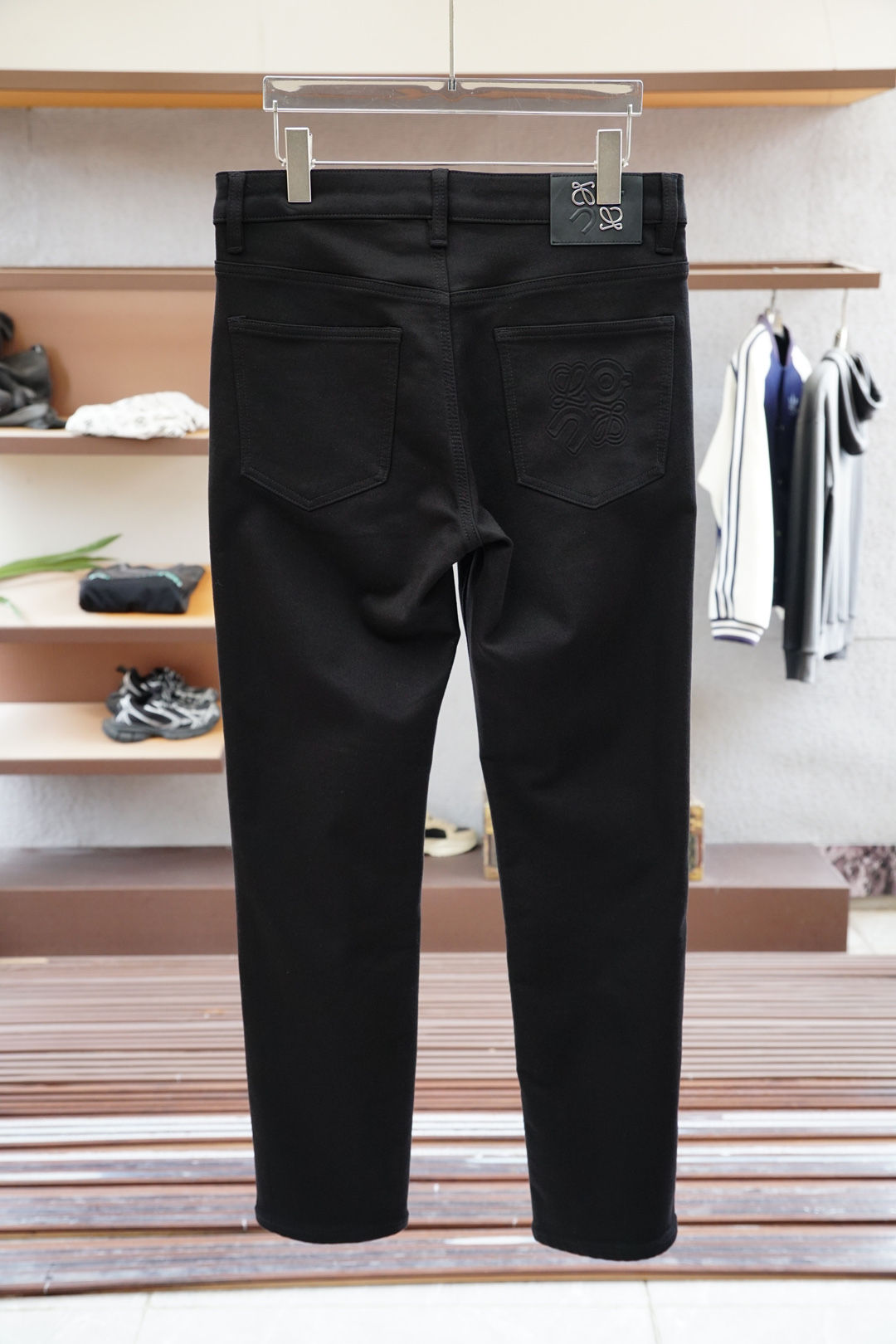 Miu Miu-新款来袭🔥早秋新款新款休闲裤牛仔裤，高端定制系列。进口高密度纯棉加沙洗工艺舒适柔软亲肤，