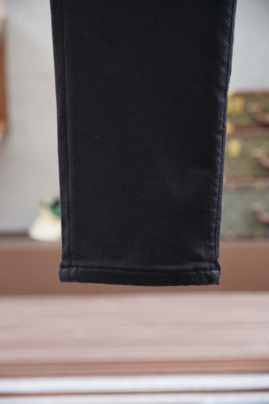 Miu Miu-新款来袭🔥早秋新款新款休闲裤牛仔裤，高端定制系列。进口高密度纯棉加沙洗工艺舒适柔软亲肤，