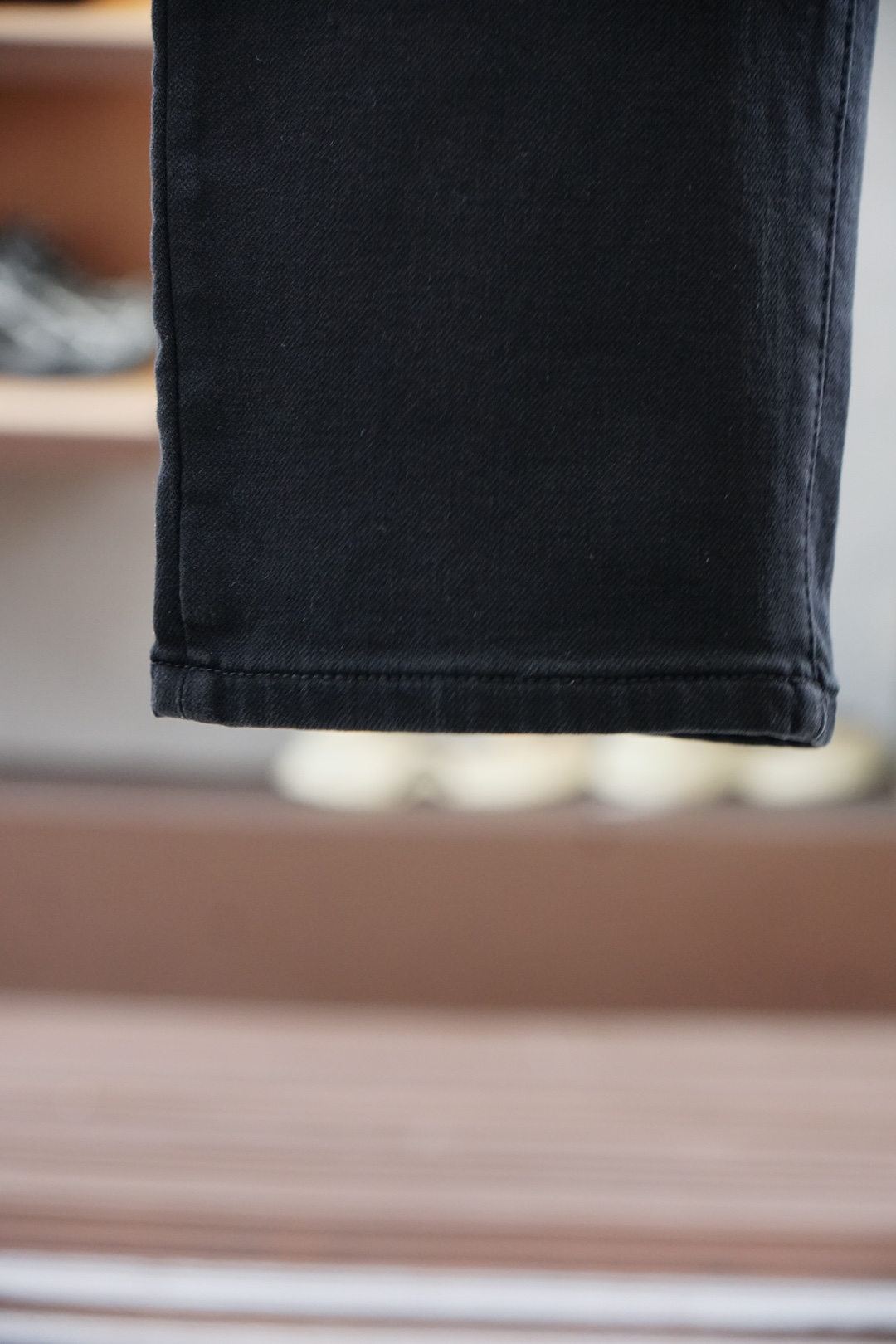 Miu Miu-新款来袭🔥早秋新款新款休闲裤牛仔裤，高端定制系列。进口高密度纯棉加沙洗工艺舒适柔软亲肤，