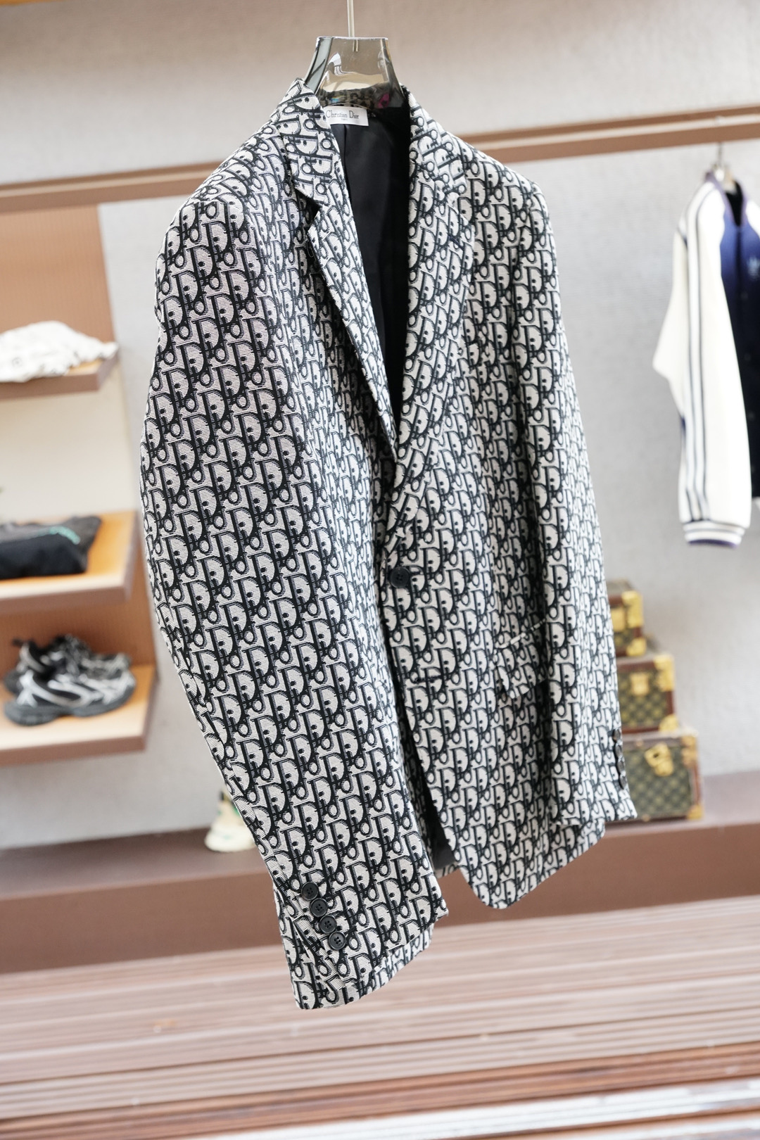 Dior迪奥-25SS秋冬提花两粒西装西服，精致点缀，做工极其精湛，走线细密匀称，无多余线头，内里全包边