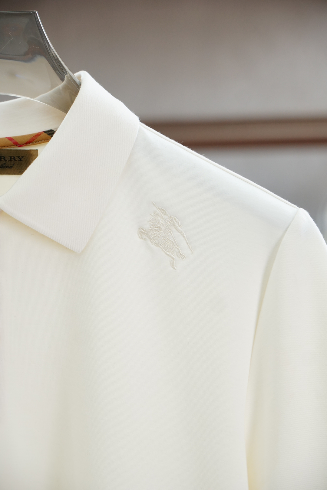 BBR 巴宝莉2025ss秋冬专柜同款同步上新短袖醋酸天丝羊毛针织面料 一体起脚针织 高端人士必备单品，