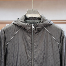 Gucci-古奇/2025秋季夹克外套!今年的专柜新品,男士超软提花面料帅酷爆款 外套。时尚都市百搭款, Gucci-古奇/2025秋季夹克外套!今年的专柜新品,男士超软提花面料帅酷爆款 外套。时尚都市百搭款,