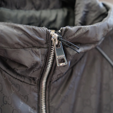 Gucci-古奇/2025秋季夹克外套!今年的专柜新品,男士超软提花面料帅酷爆款 外套。时尚都市百搭款, Gucci-古奇/2025秋季夹克外套!今年的专柜新品,男士超软提花面料帅酷爆款 外套。时尚都市百搭款,