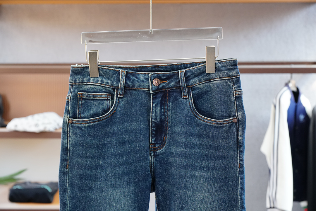 罗意威/Loewe/新款来袭🔥早秋新款新款休闲裤牛仔裤，高端定制系列。进口高密度纯棉加沙洗工艺舒适柔软亲