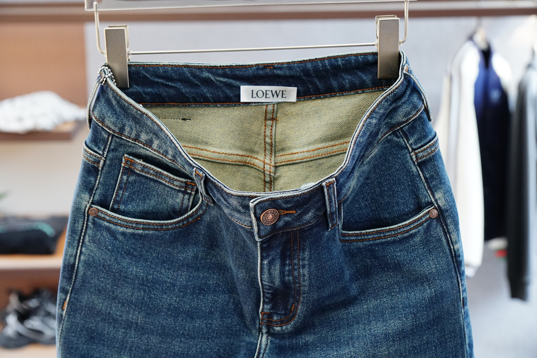 罗意威/Loewe/新款来袭🔥早秋新款新款休闲裤牛仔裤，高端定制系列。进口高密度纯棉加沙洗工艺舒适柔软亲