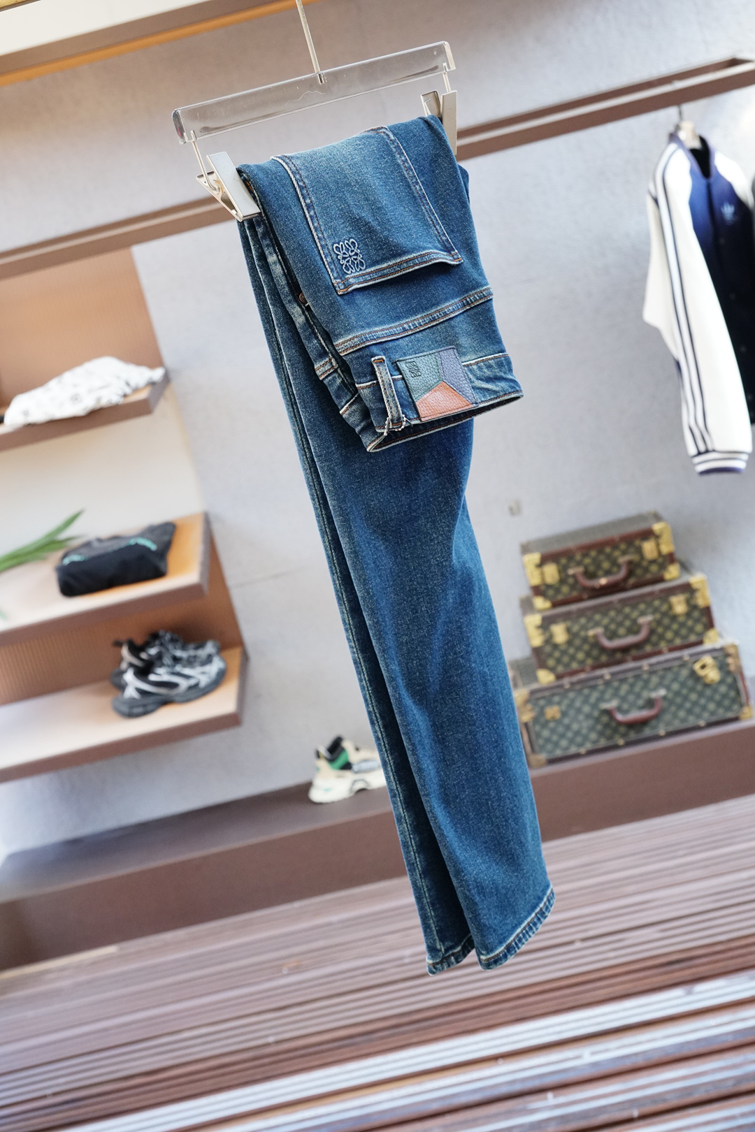 罗意威/Loewe/新款来袭🔥早秋新款新款休闲裤牛仔裤，高端定制系列。进口高密度纯棉加沙洗工艺舒适柔软亲