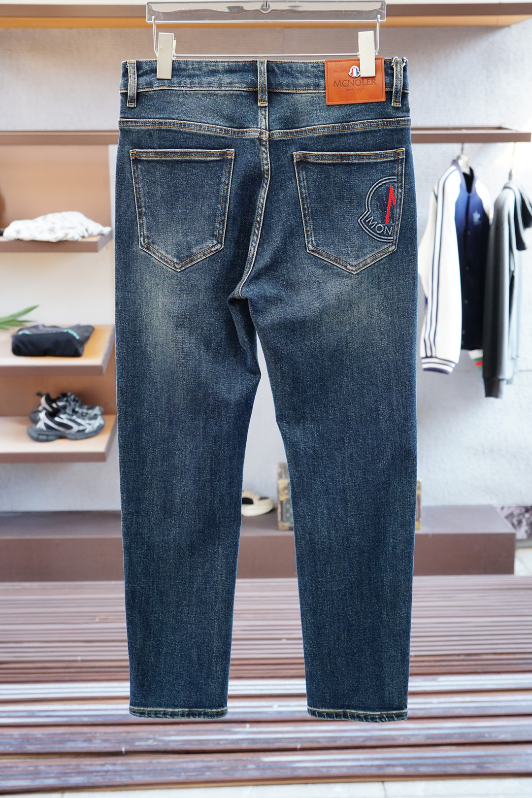 蒙口/Moncler/新款来袭🔥早秋新款新款休闲裤牛仔裤，高端定制系列。进口高密度纯棉加沙洗工艺舒适柔软