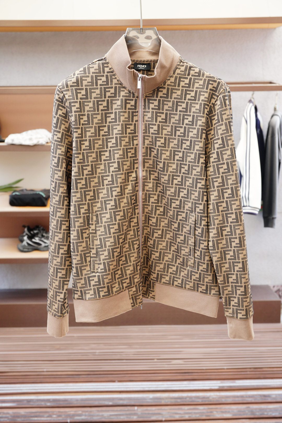 FENDI 芬迪 2025早秋新款套装 高品质，顶级版本贸易公司渠道订单，海外精品独家限定发售，经典即永