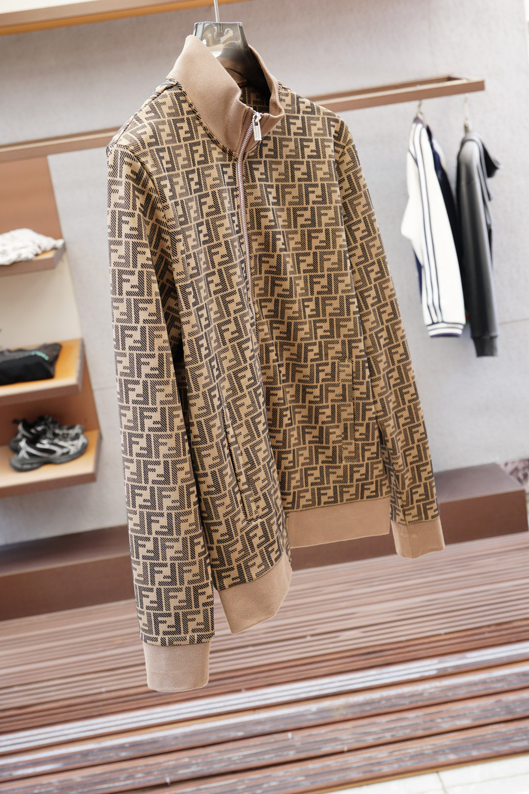 FENDI 芬迪 2025早秋新款套装 高品质，顶级版本贸易公司渠道订单，海外精品独家限定发售，经典即永