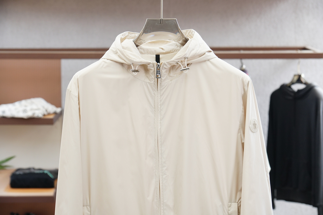 蒙口/2025秋季夹克外套！今年的专柜新品，男士超软提花面料帅酷爆款 外套。时尚都市百搭款，今年必定超火