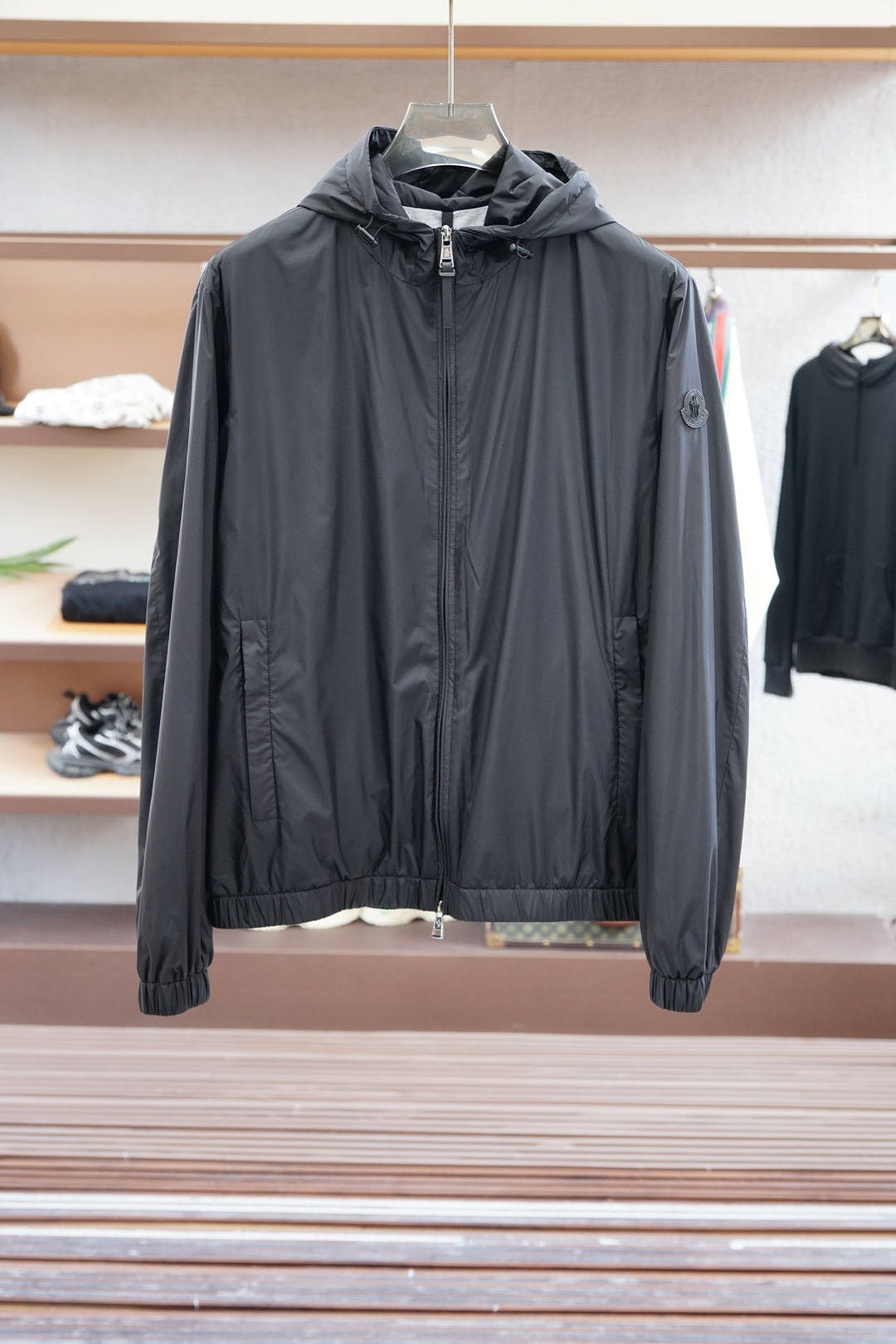 蒙口/2025秋季夹克外套！今年的专柜新品，男士超软提花面料帅酷爆款 外套。时尚都市百搭款，今年必定超火
