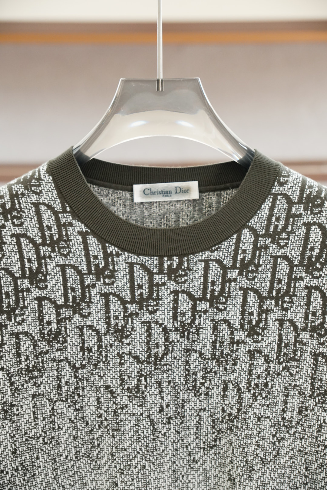 Dior迪奥-高级成衣 2025秋冬打底系列！熟男 轻熟男 最爱款式 最经典净色通勤百搭帅气的圆领短袖打