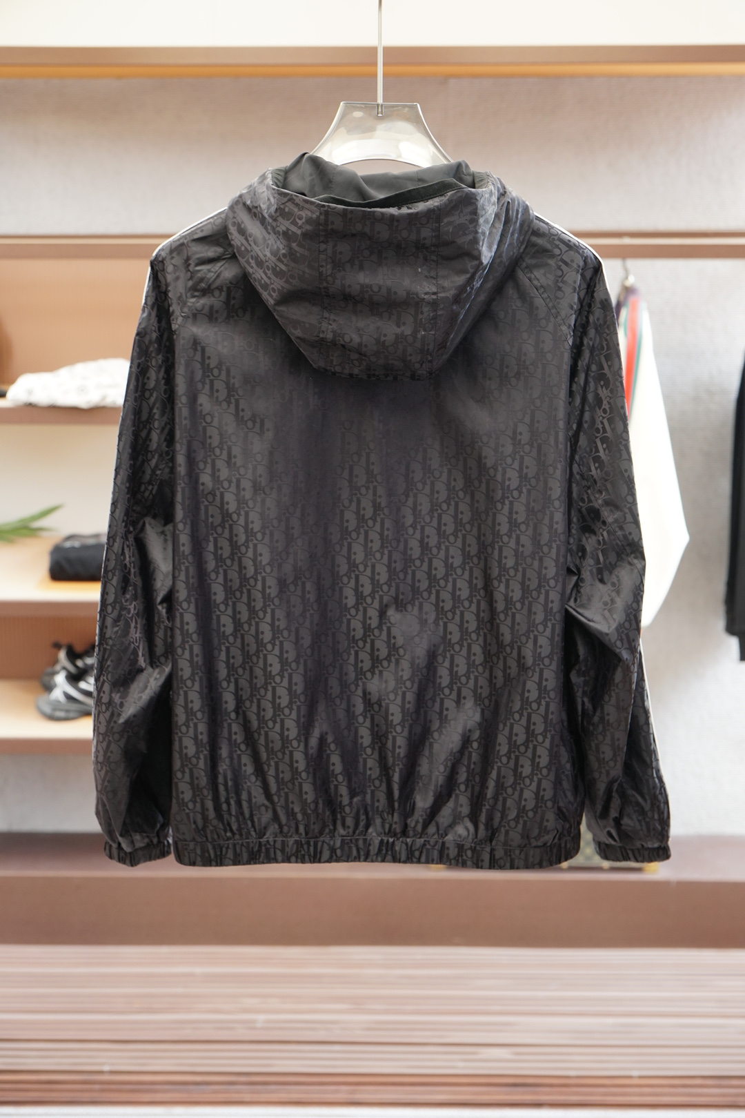 Dior迪奥-秋冬新款系列#🍂开启秋冬穿搭新玩法，秋冬新款外套2025最新系列，经典的100%聚酯纤维材