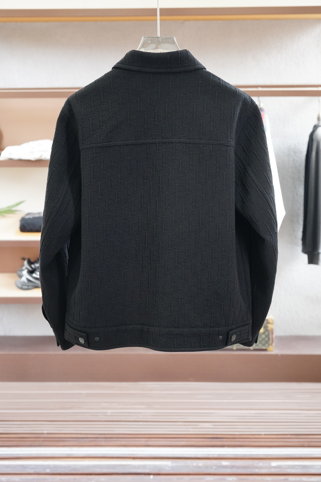 Dior迪奥/经典男士商务休闲小站领夹克外套.提花设计满满时尚感，颇具意大利典型风格的时装，贸易公司渠道