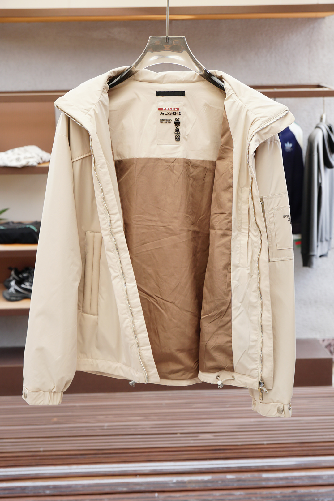 Prada普拉达-2025 NEW 秋冬季新品# Gu**i Fall Winter系列双色上午休闲夹克