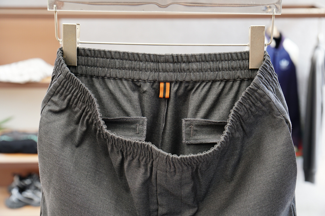 2025 秋冬男士休闲裤👍细棉加氨纶面料休闲裤，最新款上身版型无敌正！绝对可以闭眼收的一款此款裤子非常百