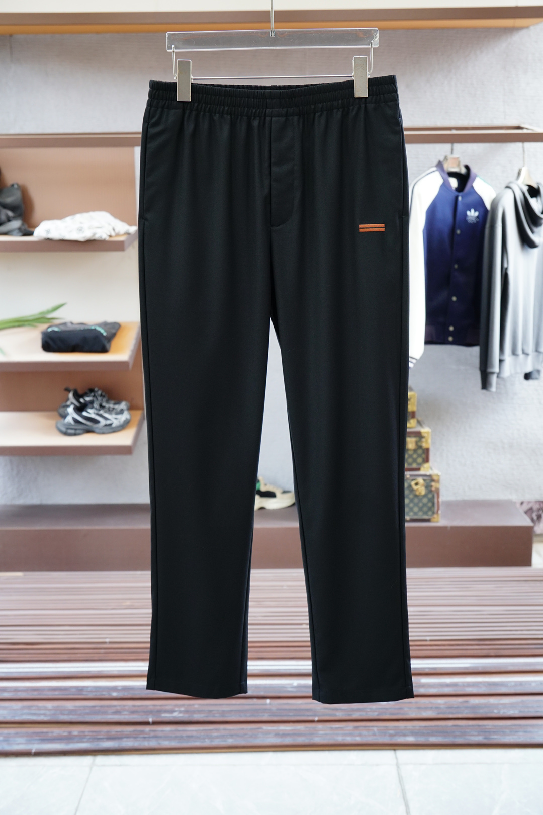 2025 秋冬男士休闲裤👍细棉加氨纶面料休闲裤，最新款上身版型无敌正！绝对可以闭眼收的一款此款裤子非常百