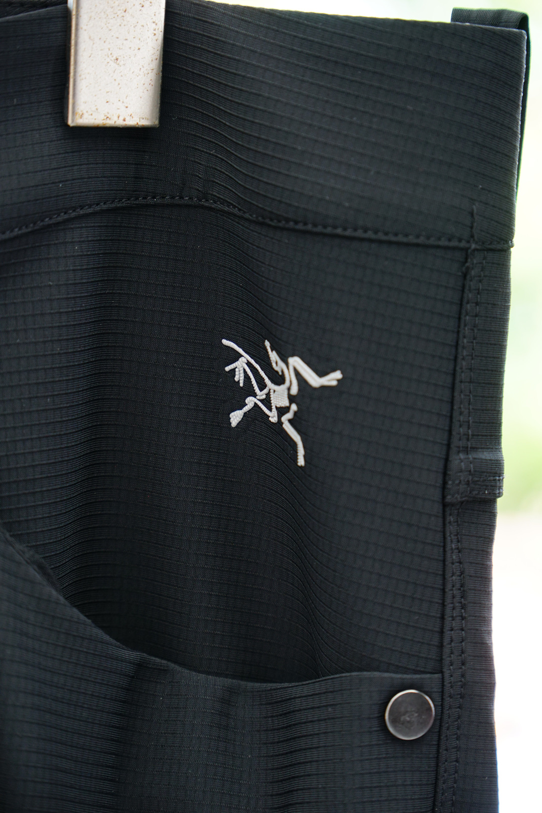 始祖鸟/PArcx*商务弹力西装裤简洁经典设计，精选65再生尼龙➕25人棉➕8弹力氨纶，混纺结合水洗预处