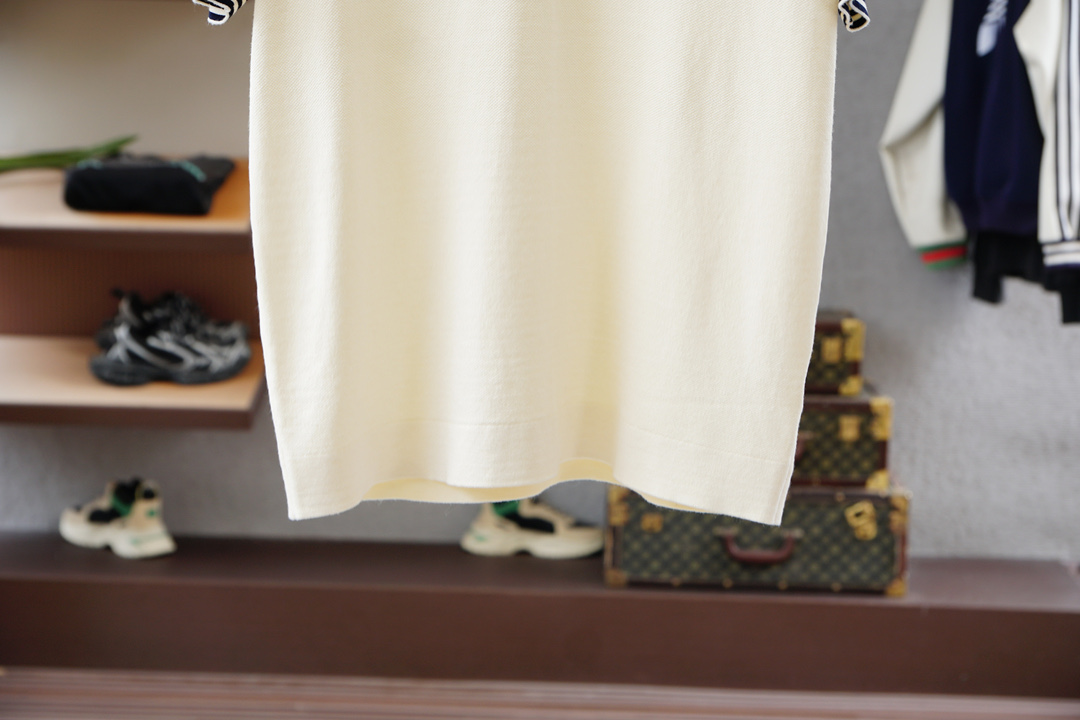 欧跑/alo-🍐2025ss秋冬专柜同款同步上新短袖醋酸天丝羊毛针织面料 一体起脚针织 高端人士必备单品