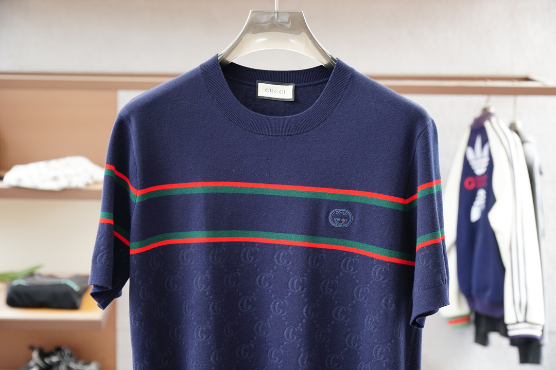 Gucci 古奇🍐2025ss秋冬专柜同款同步上新打底短袖醋酸天丝羊毛针织面料 一体起脚针织 高端人士必