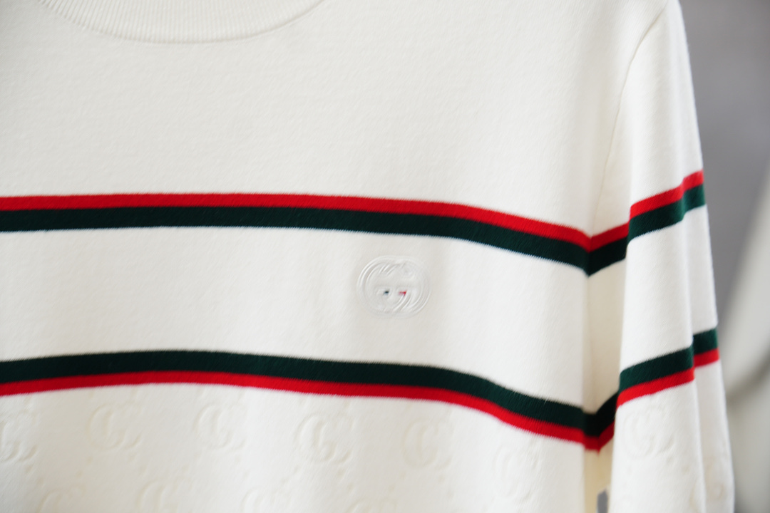 Gucci 古奇🍐2025ss秋冬专柜同款同步上新打底短袖醋酸天丝羊毛针织面料 一体起脚针织 高端人士必