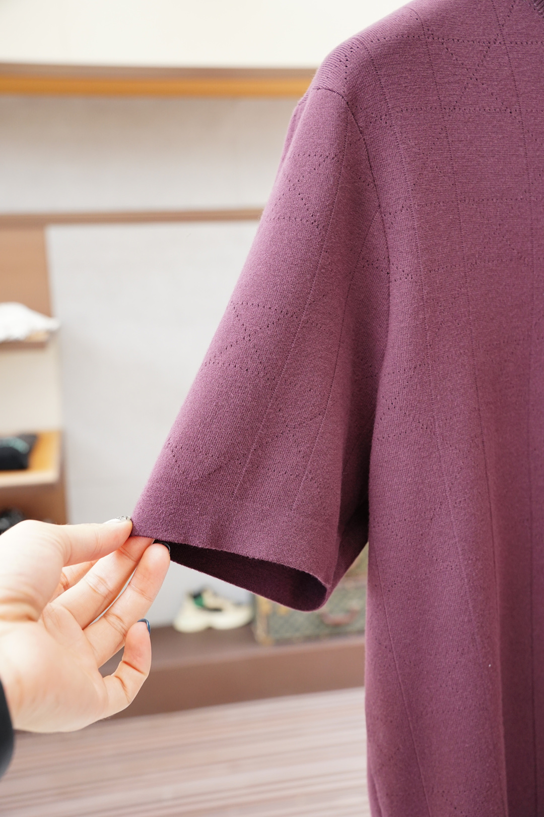 Dior 迪奥-🍐2025ss秋冬专柜同款同步上新打底短袖醋酸天丝羊毛针织面料 一体起脚针织 高端人士必