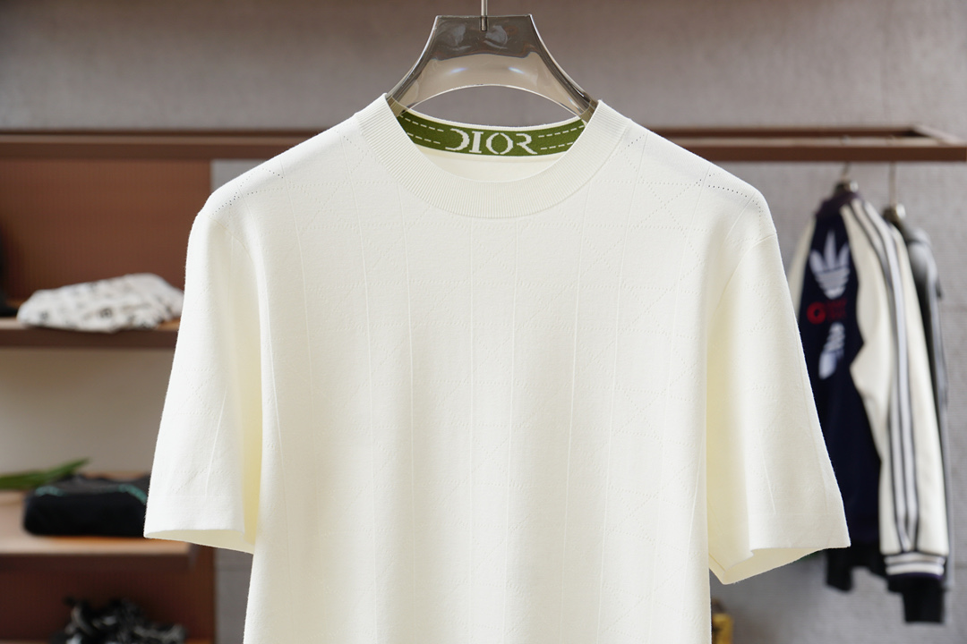 Dior 迪奥-🍐2025ss秋冬专柜同款同步上新打底短袖醋酸天丝羊毛针织面料 一体起脚针织 高端人士必