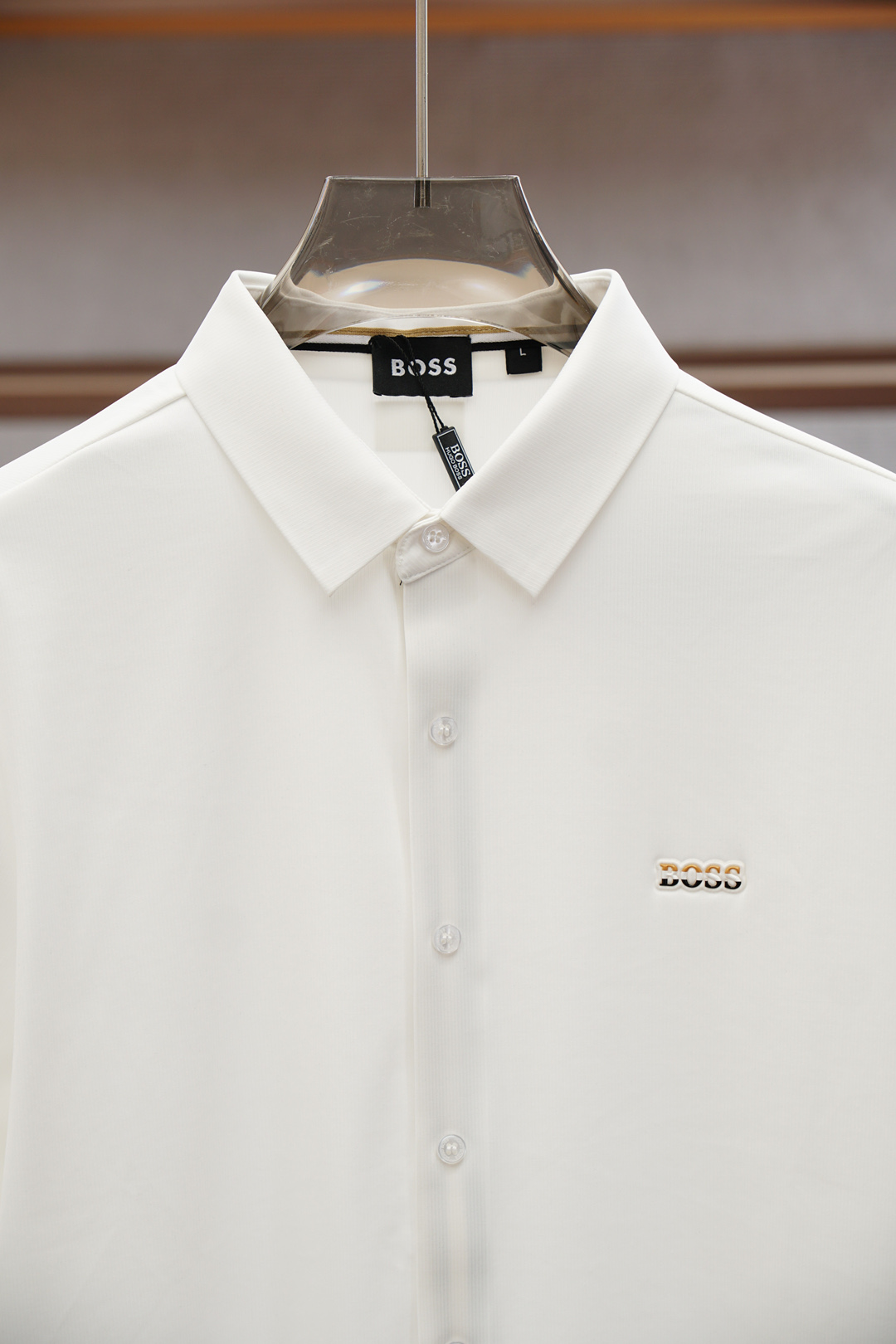 Boss-休闲长袖衬衫🌸翻领宽松尖领衬衣 同步官网发售 面料丝滑有光泽，免烫抗皱垂感十足，98%棉➕2%