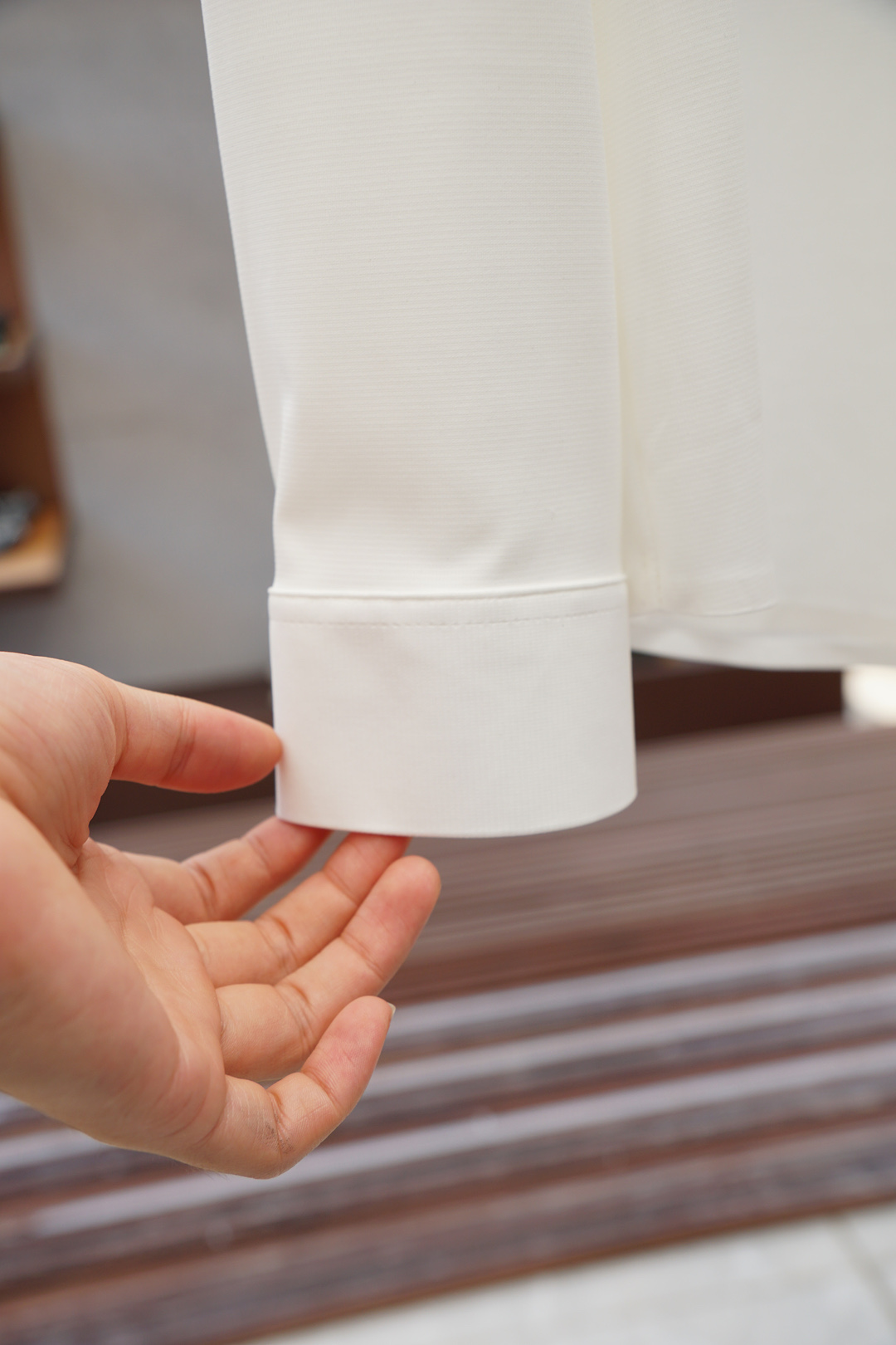 Lv-路易威登-休闲长袖衬衫🌸翻领宽松尖领衬衣 同步官网发售 面料丝滑有光泽，免烫抗皱垂感十足，98%棉