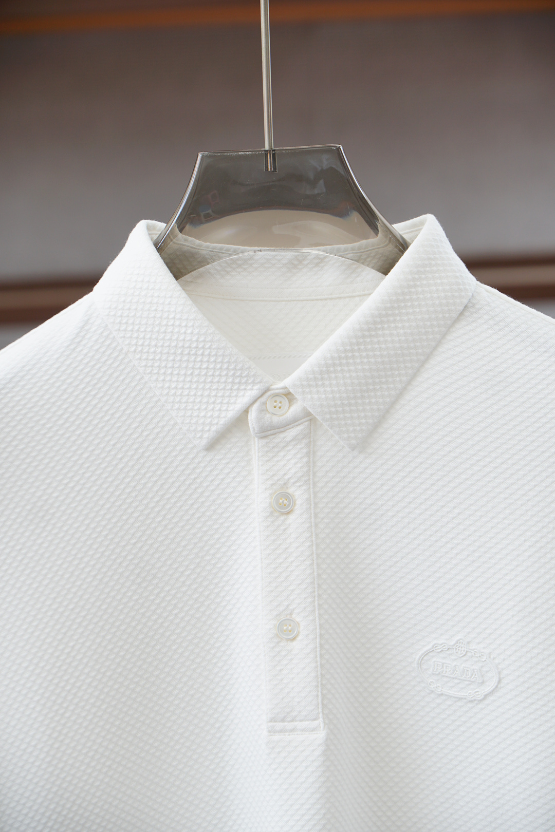 Prada普拉达/2025秋冬系列上新✨ 长袖Polo 衬衫，奢华经典元素设计！采用舒适透气针织面料🔥属