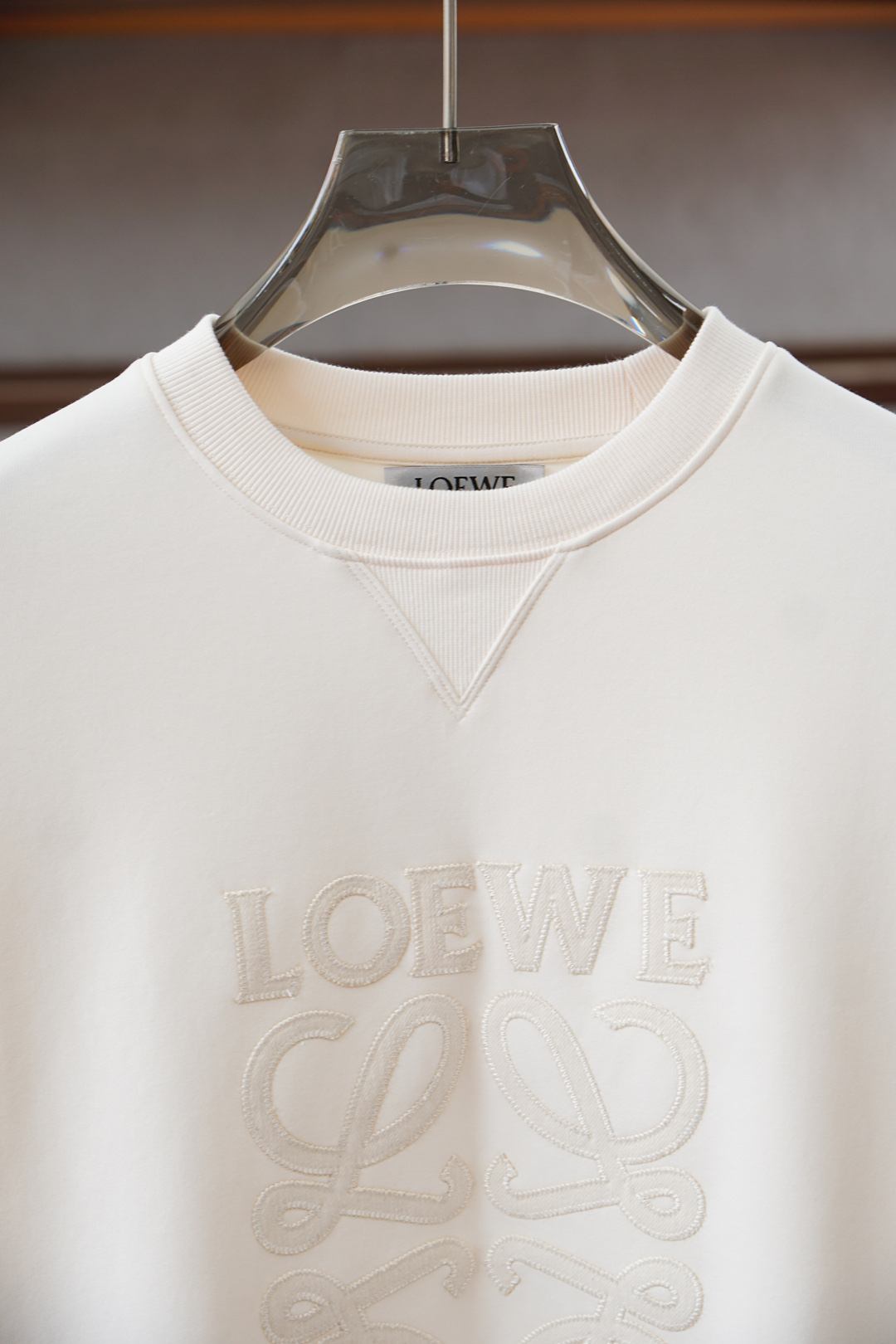 2025秋冬系列上🍎Loewe罗意威/套头圆领卫衣 纯色LOGO搭配刺绣🪡大标 高端大气经典系列，经典圆