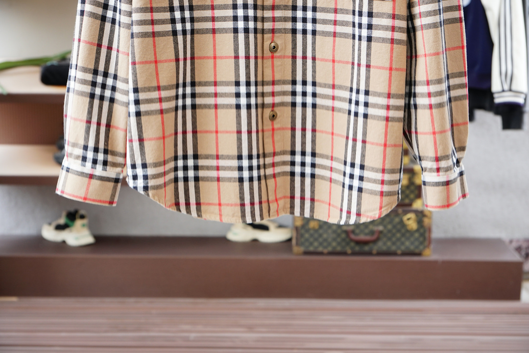 BBR 巴宝莉/2025秋冬系列上新🍎巴宝莉BBR梭织格子夹克外套 纯棉多色纱线定染，对版制作新款梭织面