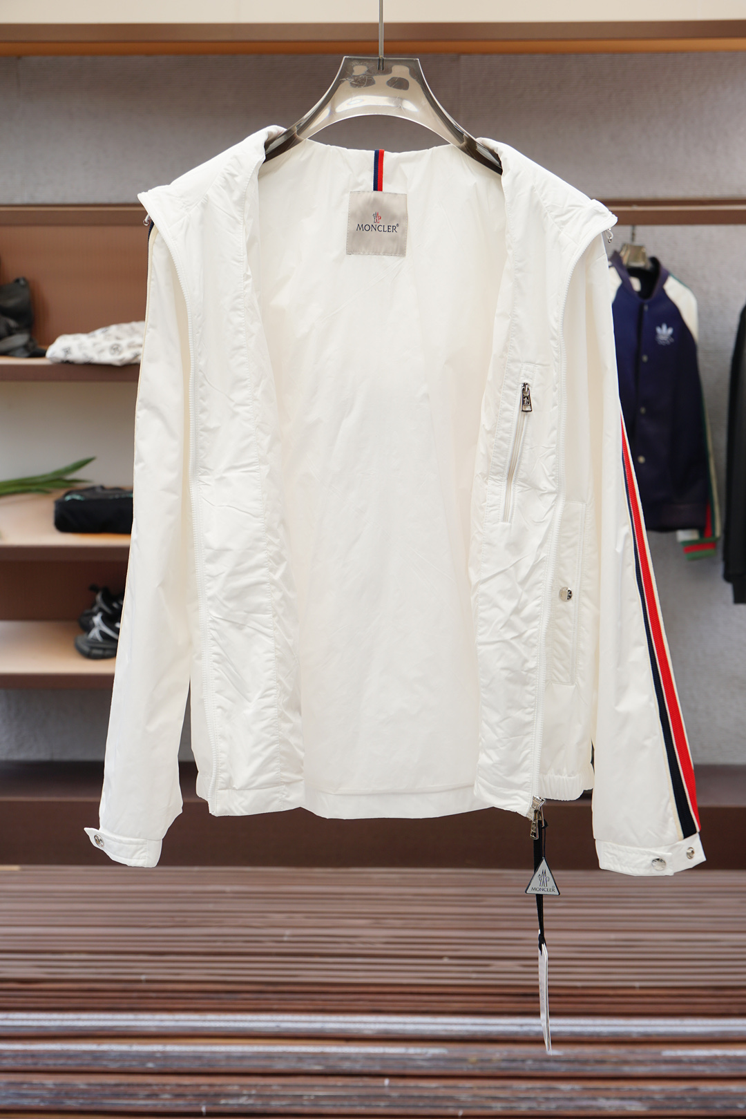 蒙口-秋冬新款系列#🍂开启秋冬穿搭新玩法，秋冬新款外套2025最新系列，经典的100%聚酯纤维材质，提花