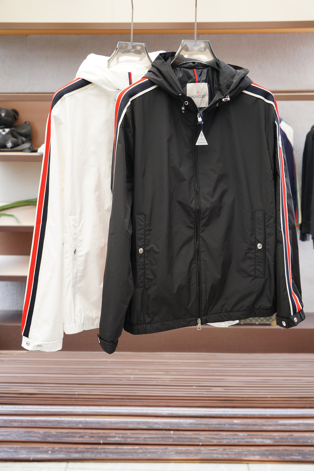 蒙口-秋冬新款系列#🍂开启秋冬穿搭新玩法，秋冬新款外套2025最新系列，经典的100%聚酯纤维材质，提花