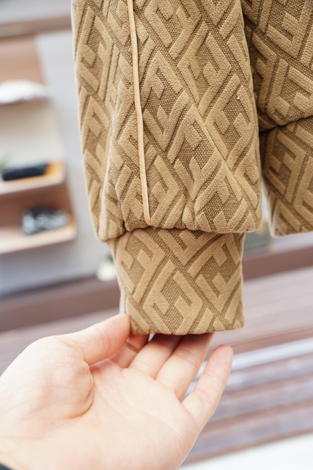 Fendi 芬迪-秋冬新款系列#🍂开启秋冬穿搭新玩法，秋冬新款外套2025最新系列，经典的100%聚酯纤