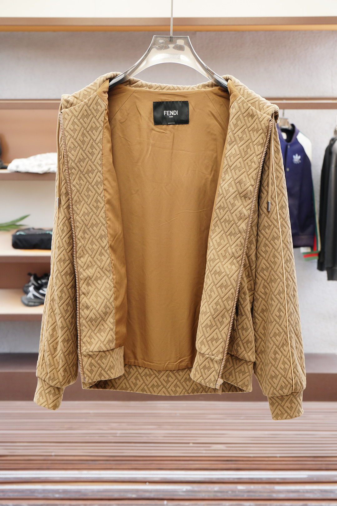 Fendi 芬迪-秋冬新款系列#🍂开启秋冬穿搭新玩法，秋冬新款外套2025最新系列，经典的100%聚酯纤