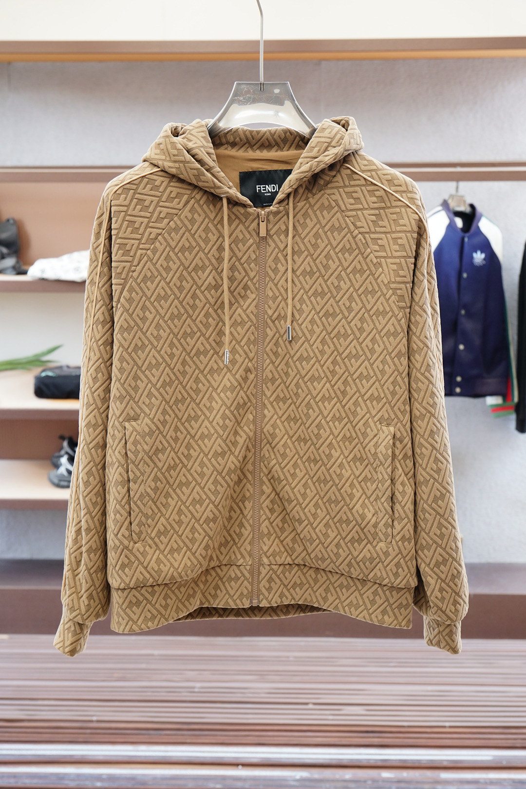 Fendi 芬迪-秋冬新款系列#🍂开启秋冬穿搭新玩法，秋冬新款外套2025最新系列，经典的100%聚酯纤