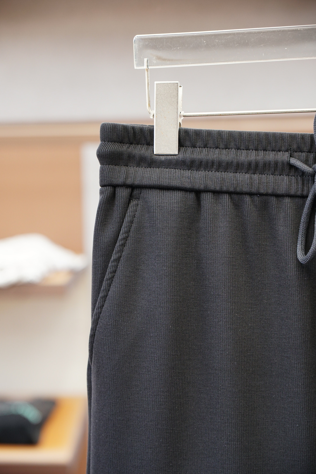 Prada普拉达/2025、秋冬新款，码数M-3XL，进口超细棉➕氨纶质感格外透气舒适。采用简约修身版型